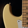 Fender Japan '72 Stratocaster ST72-58US Yellow White 2004