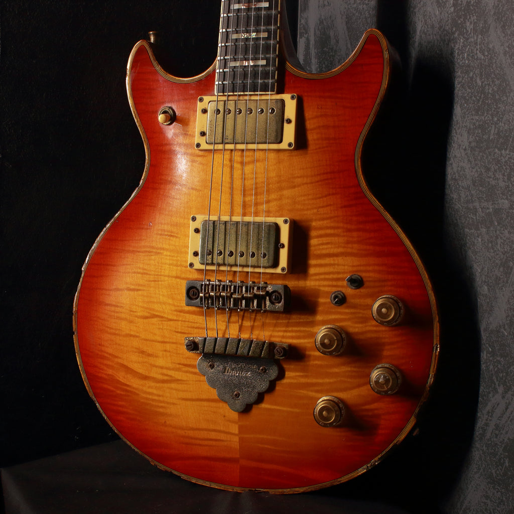 Ibanez Artist AR-300 Cherry Sunburst 1981