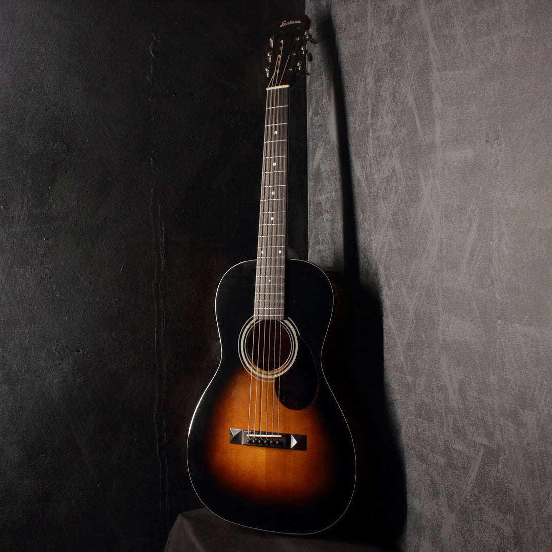 Eastman E10P-SB Parlour Acoustic Sunburst 2021