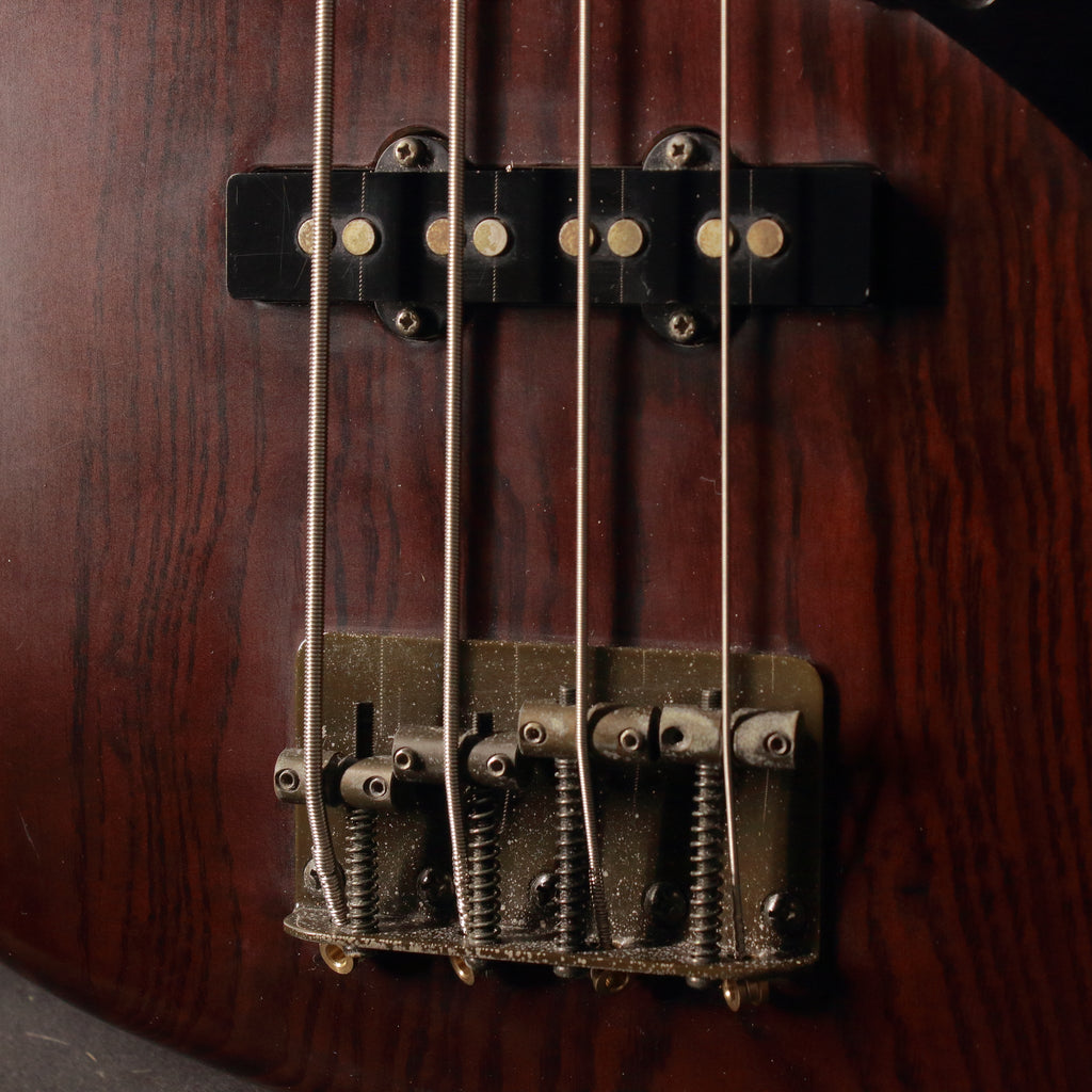 Fender Japan ‘62 Jazz Bass JB62-WAL Satin Walnut 2003