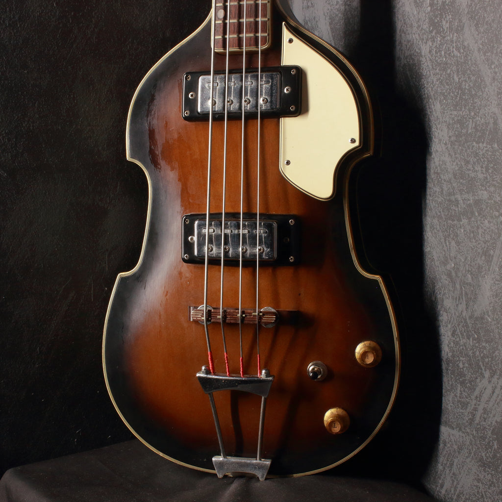 Aria Diamond VB-300 Violin Bass Sunburst 1970