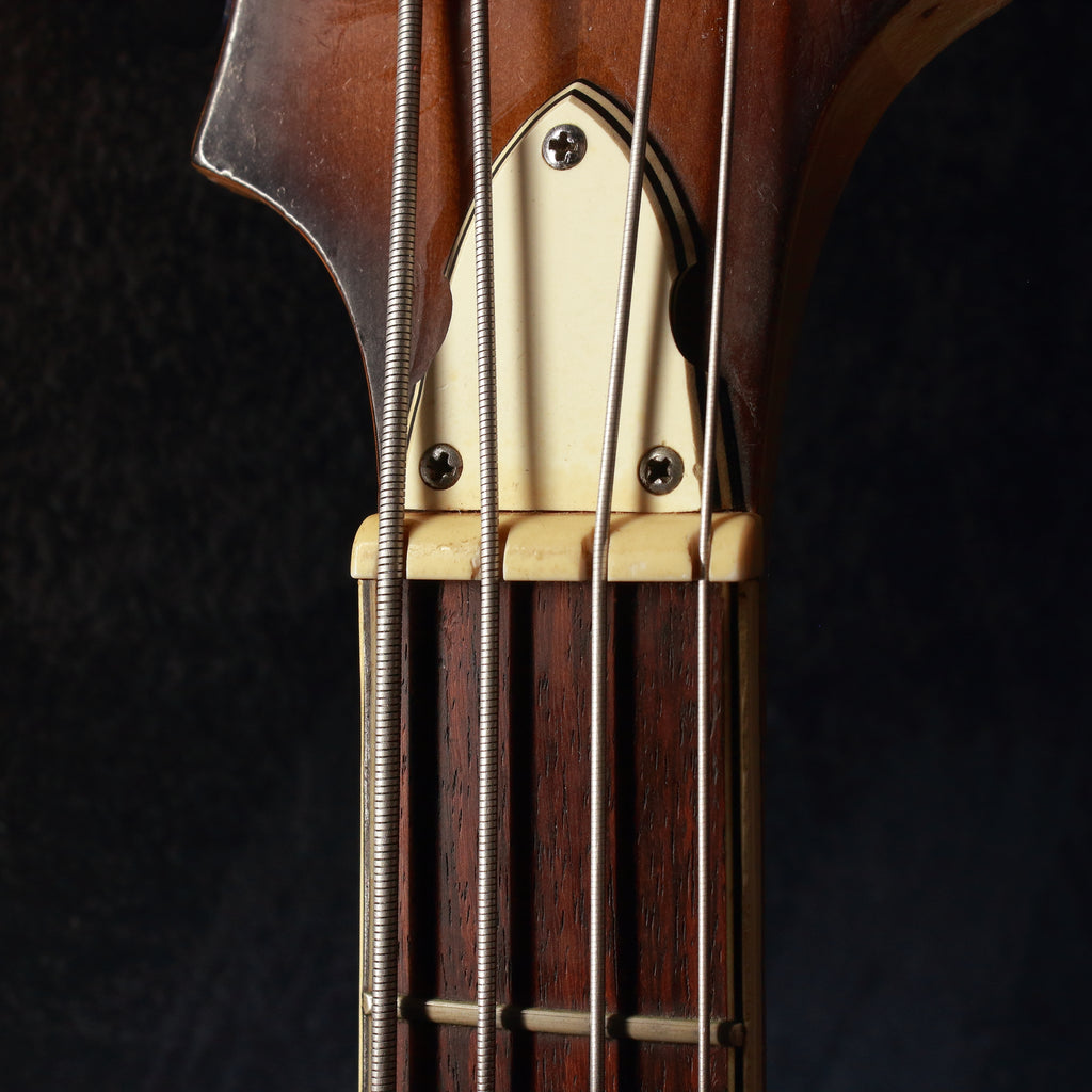 Aria Diamond VB-300 Violin Bass Sunburst 1970