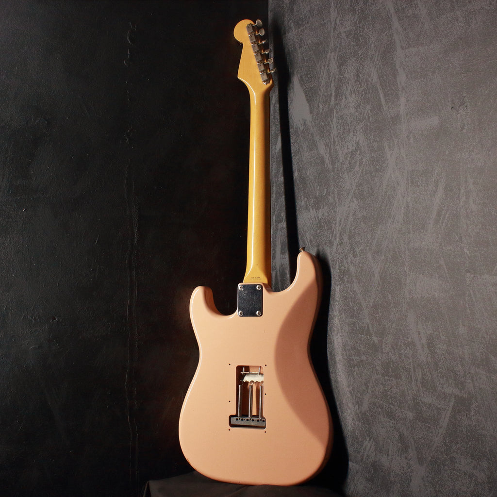 Fender Japan '62 Stratocaster ST62-70 Shell Pink 1993