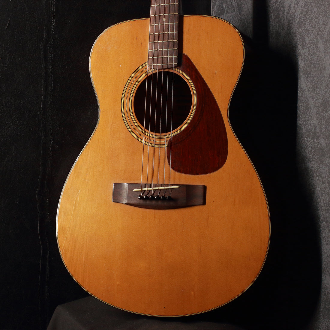 Yamaha FG-170 Folk Size Acoustic 1974