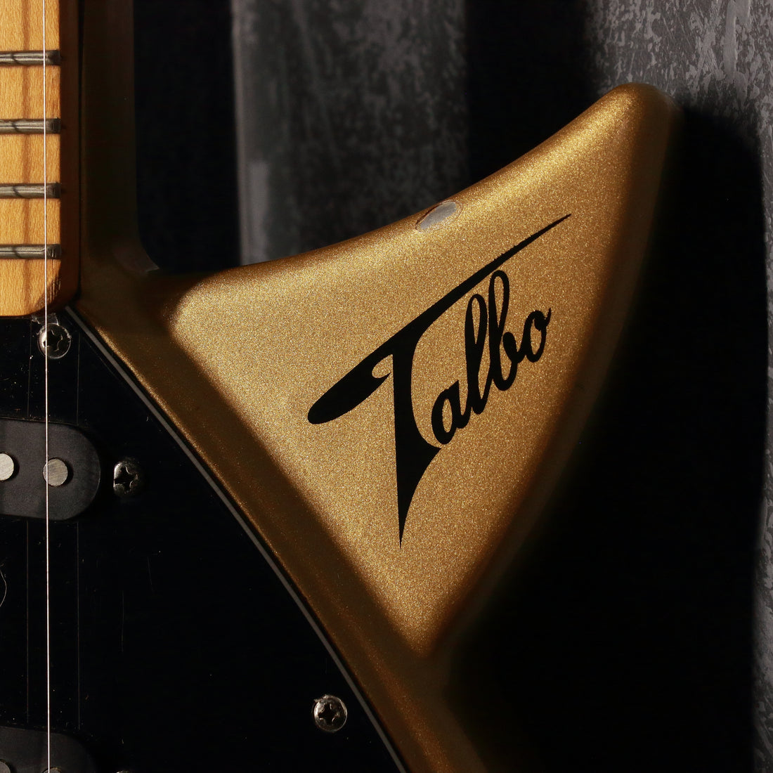 Tokai Blazing Fire Talbo A-100S Gold Metallic 1983