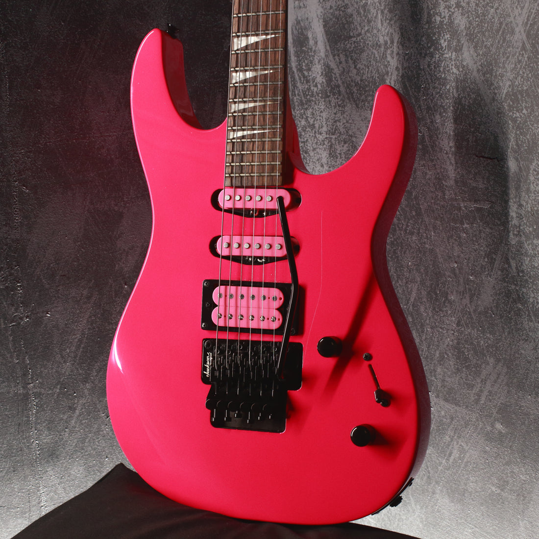 Jackson Dinky DK3XR HSS Neon Pink 2022