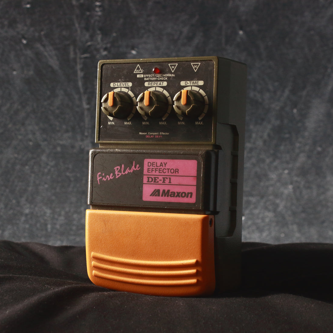 Maxon Fire Blade DE-F1 Delay Effector Pedal