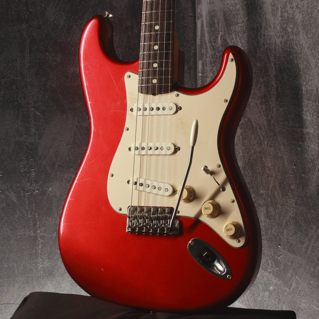 Fender Japan '62 Stratocaster ST62-900 Candy Apple Red 1990