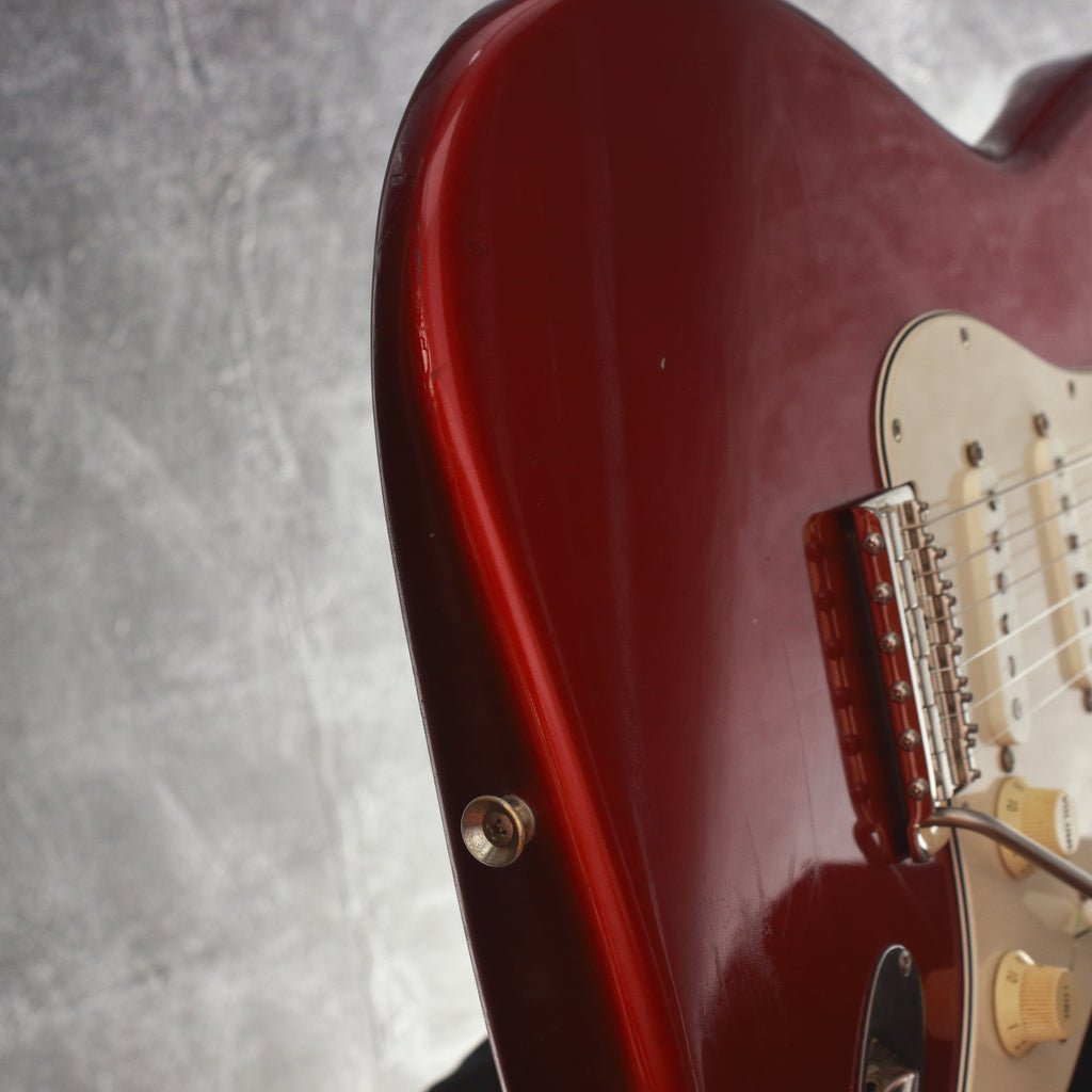 Fender Japan '62 Stratocaster ST62-900 Candy Apple Red 1990