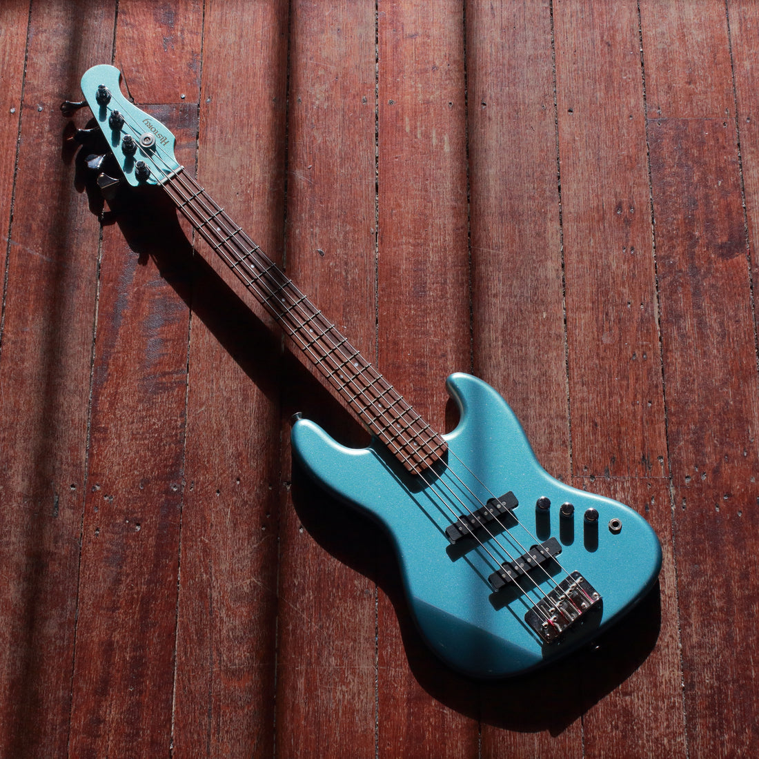 History MMBJ Mini Bass Lake Placid Blue 2002