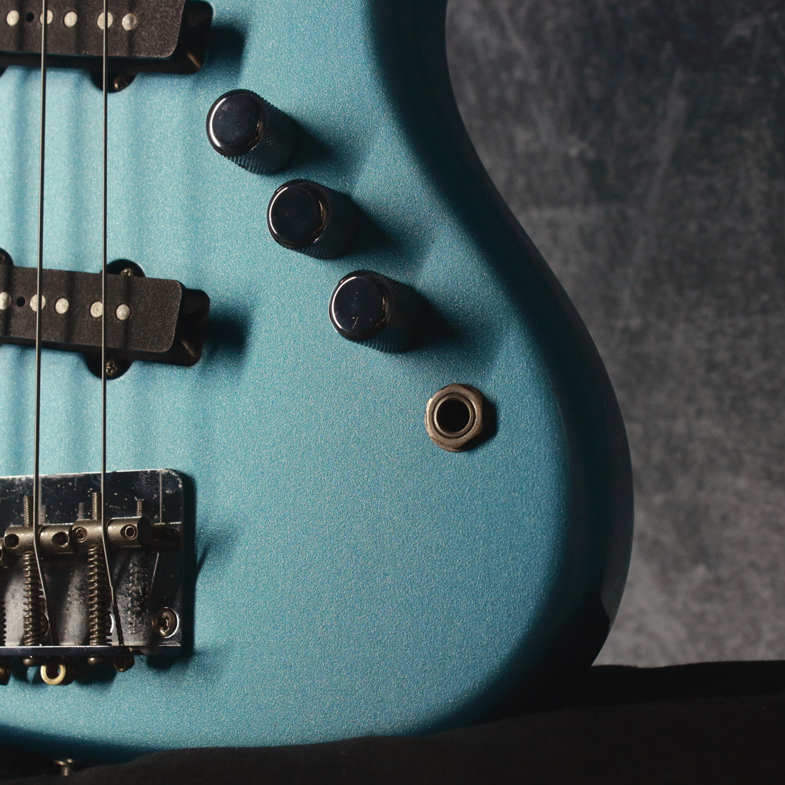 History MMBJ Mini Bass Lake Placid Blue 2002