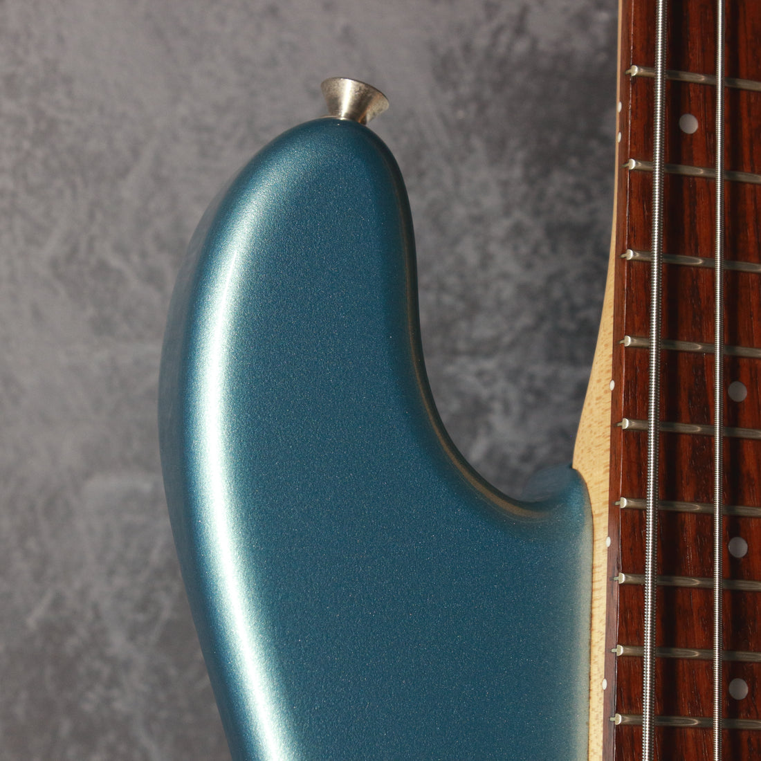 History MMBJ Mini Bass Lake Placid Blue 2002