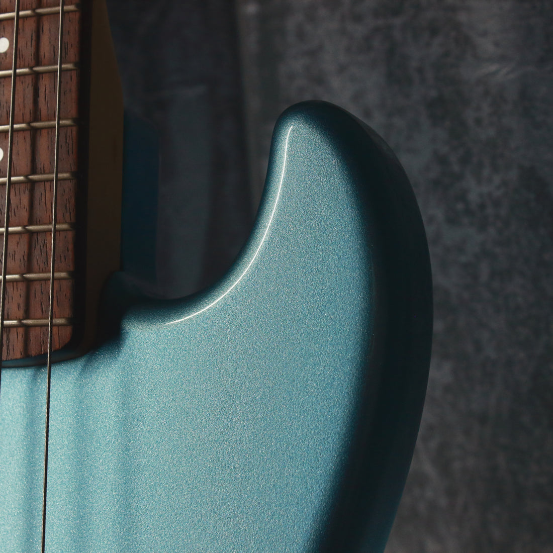 History MMBJ Mini Bass Lake Placid Blue 2002