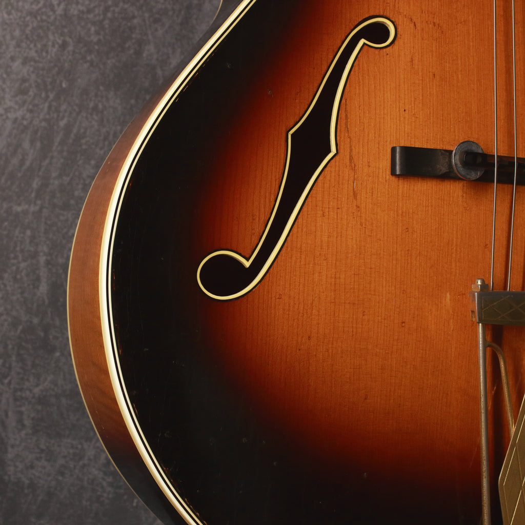 Levin No.320 Archtop Acoustic Sunburst 1957