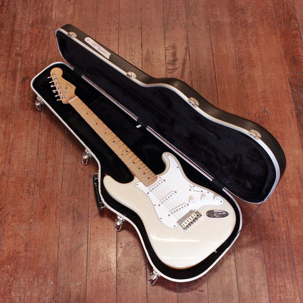 Fender American Standard Stratocaster White Blonde 2000