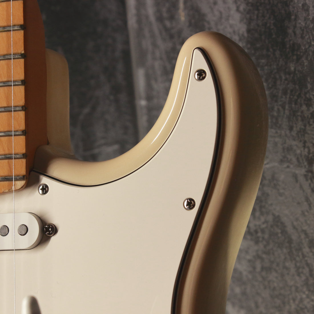 Fender American Standard Stratocaster White Blonde 2000