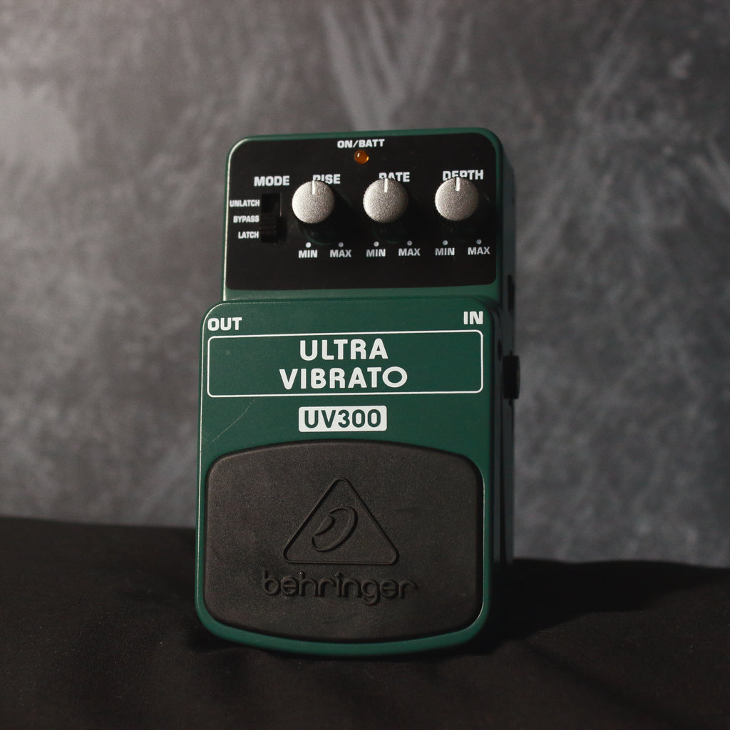 Behringer UV100 Ultra Vibrato Pedal