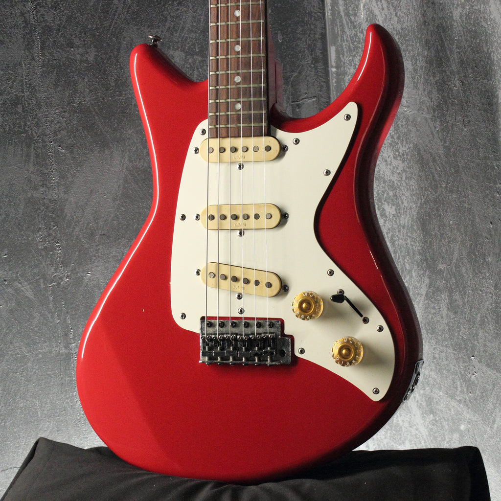 Yamaha SS-300 Bright Red 1983