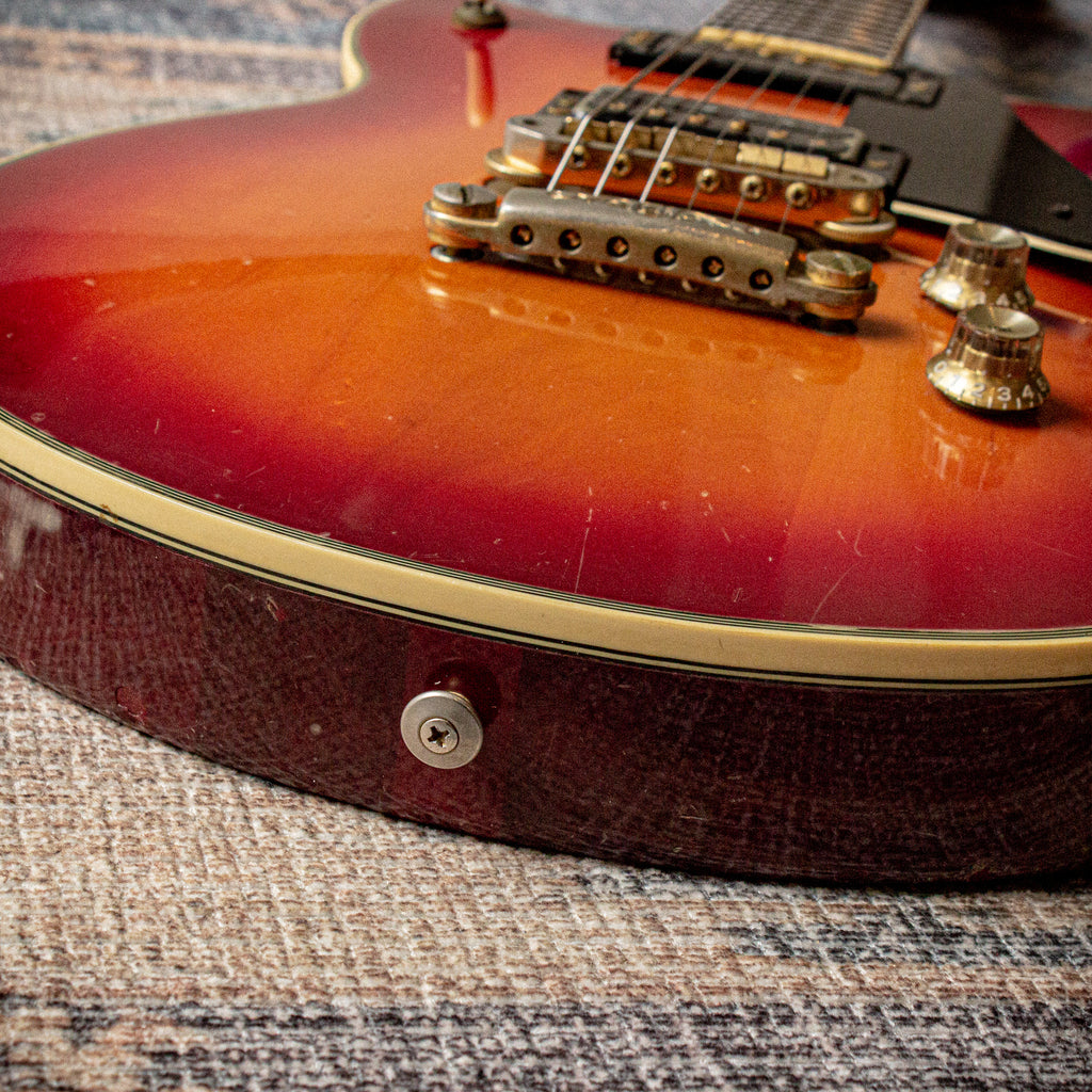 Yamaha SG2000 Red Sunburst 1982