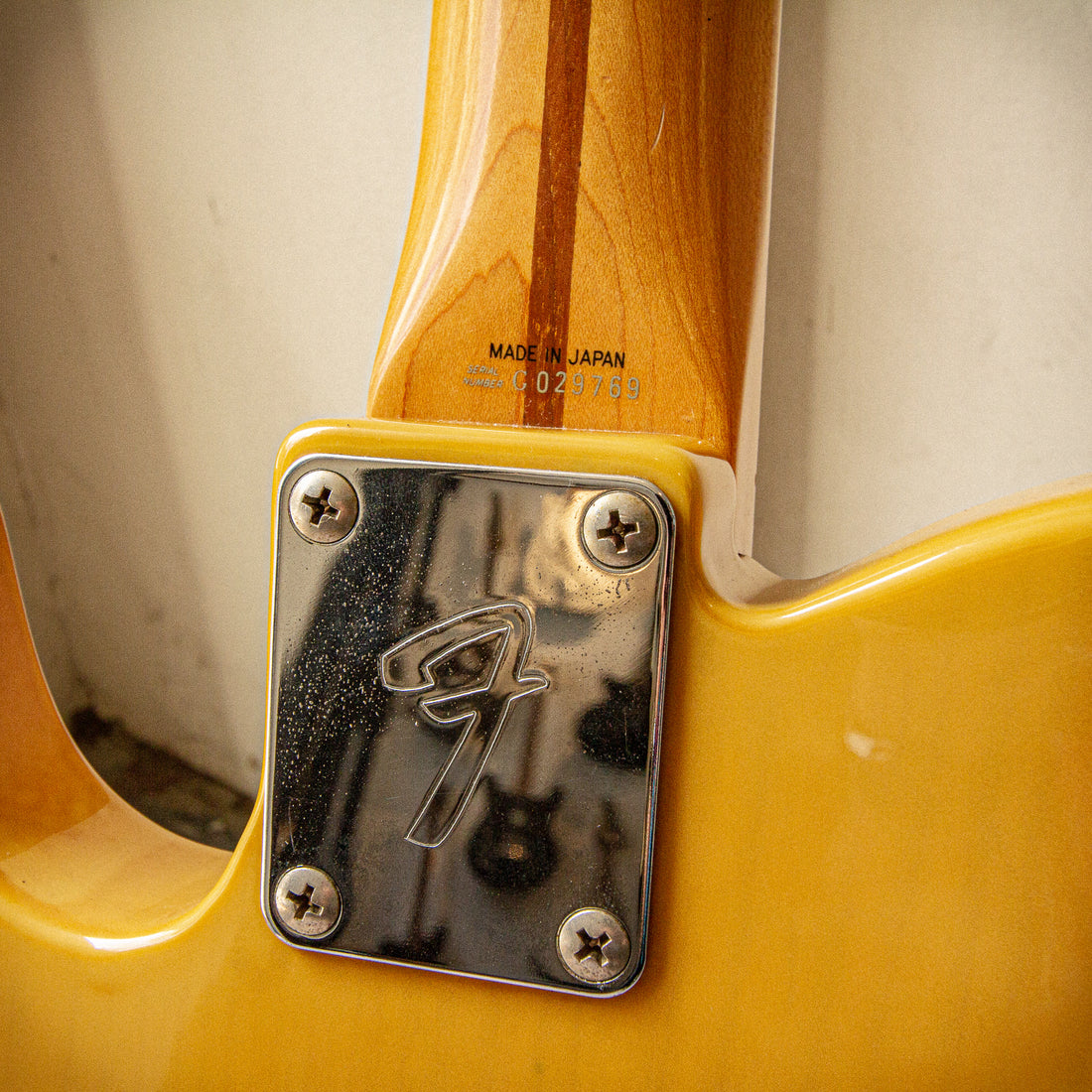 Fender Japan '52 Telecaster TL52-70SPL Butterscotch 1988