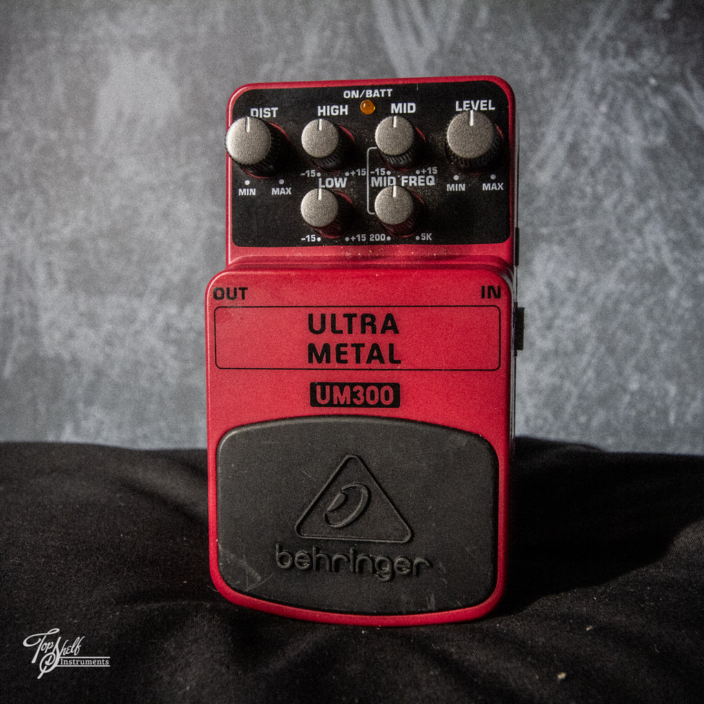 Behringer UM300 Ultra Metal Distortion Pedal
