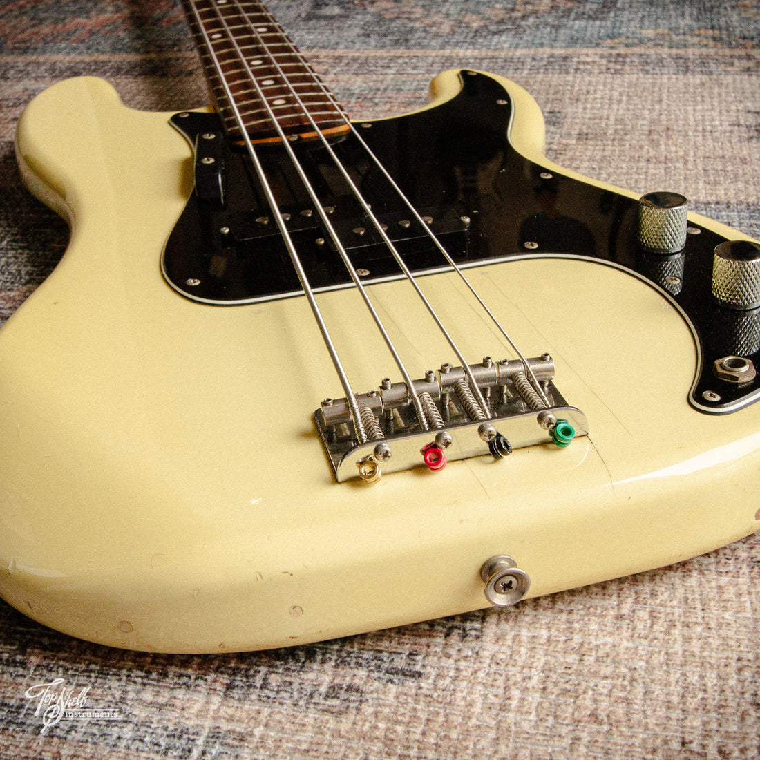 Fender Japan '70 Precision Bass PB70-85 Vintage White 1993