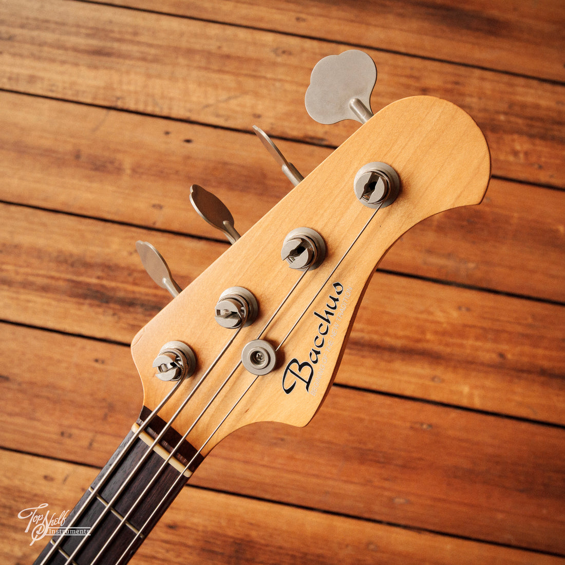 Bacchus Woodline P-Classic White 2005