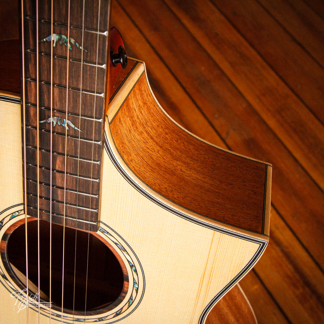 Bromo Guitars Tahoma Series BAT4CE Grand Auditorium Acoustic/Electric (New)