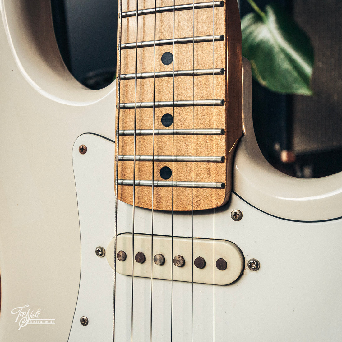 Daion Superstrat-Style White 1988