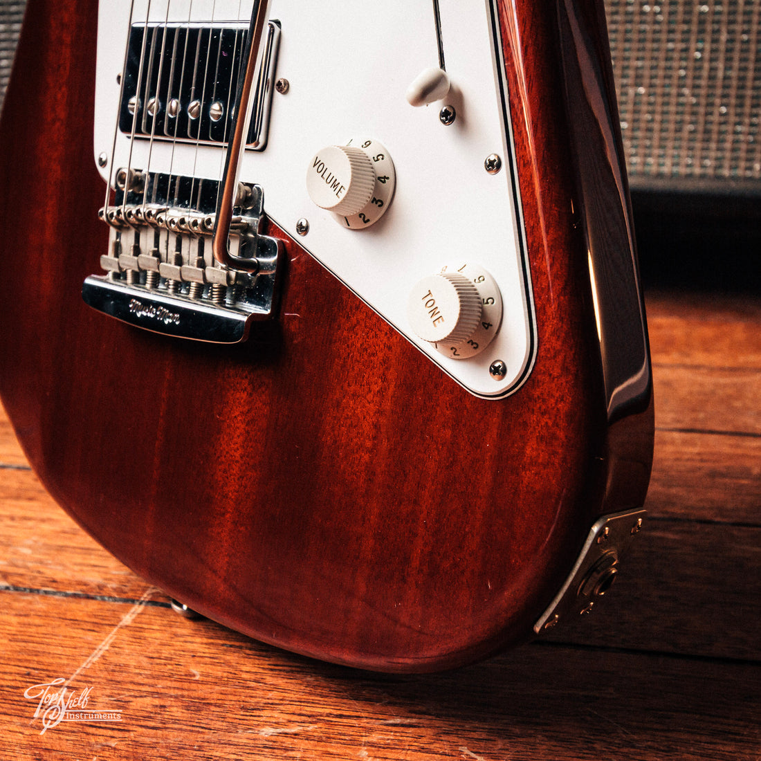 Ernie Ball Music Man Albert Lee HH Transparent Walnut 2018