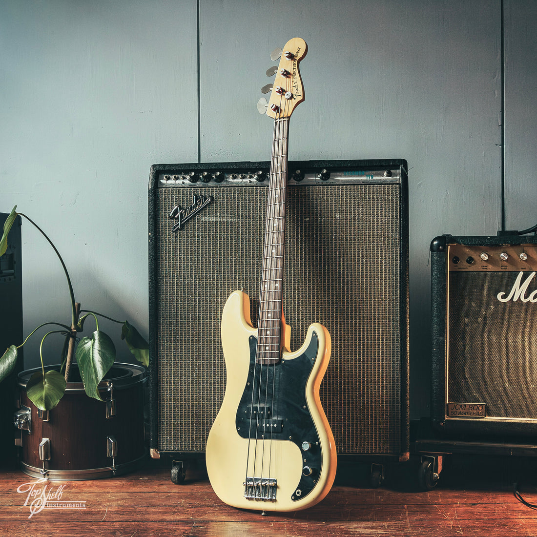 Fender Japan '70 Precision Bass PB70-85 Vintage White 1993