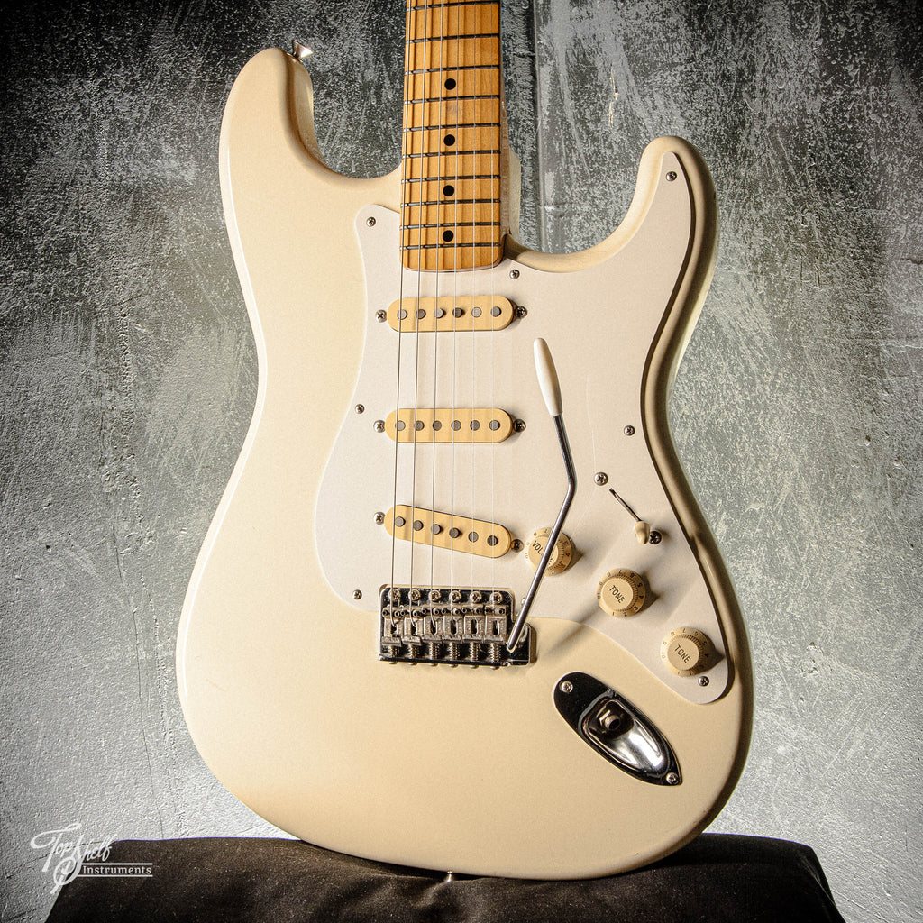 Fender Japan '57 Stratocaster ST57-55 Vintage White 1989