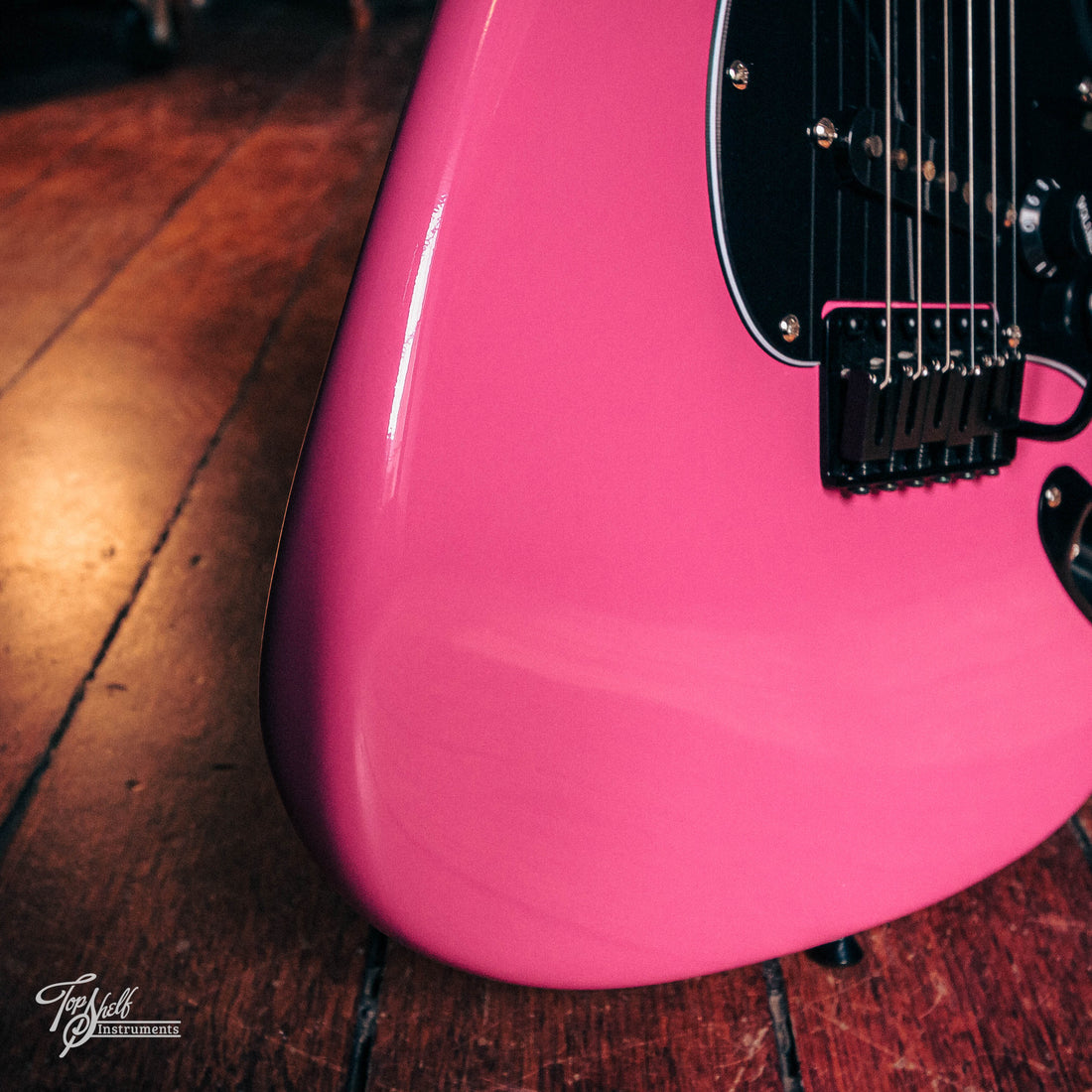 Fender Japan '62 Stratocaster ST62-70 Barbie Pink 1991