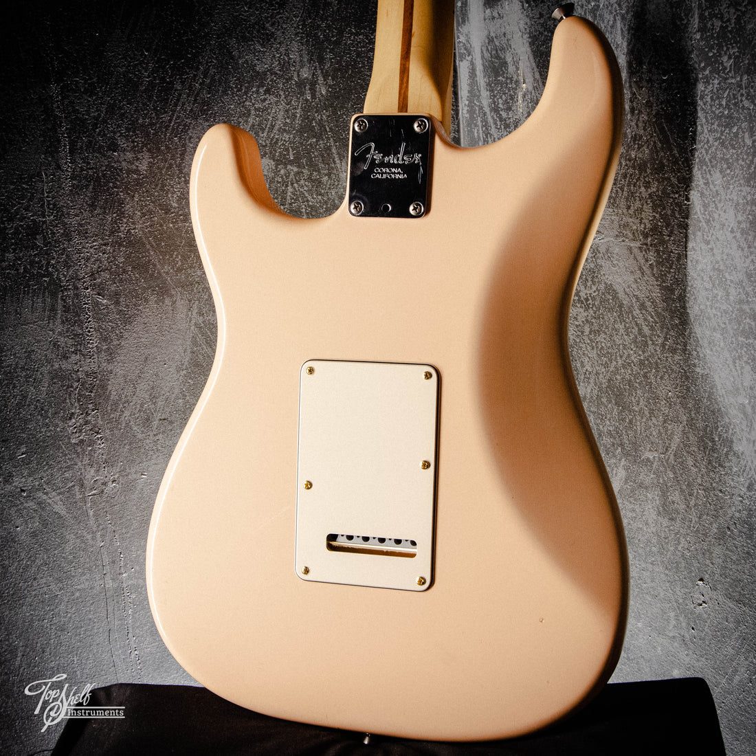 Fender American Deluxe Stratocaster Shell Pink 2005