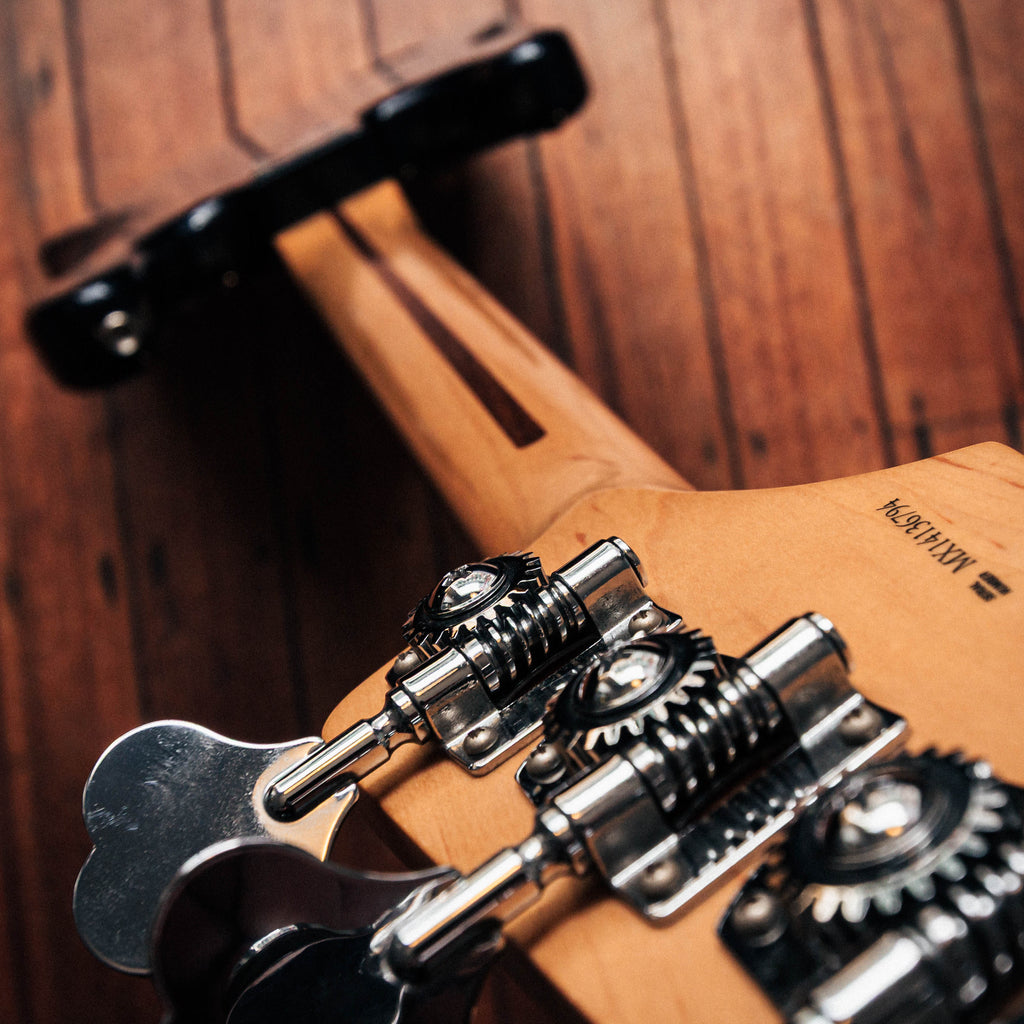 Fender Deluxe Active Precision Bass Special Navy Blue Metallic 2014