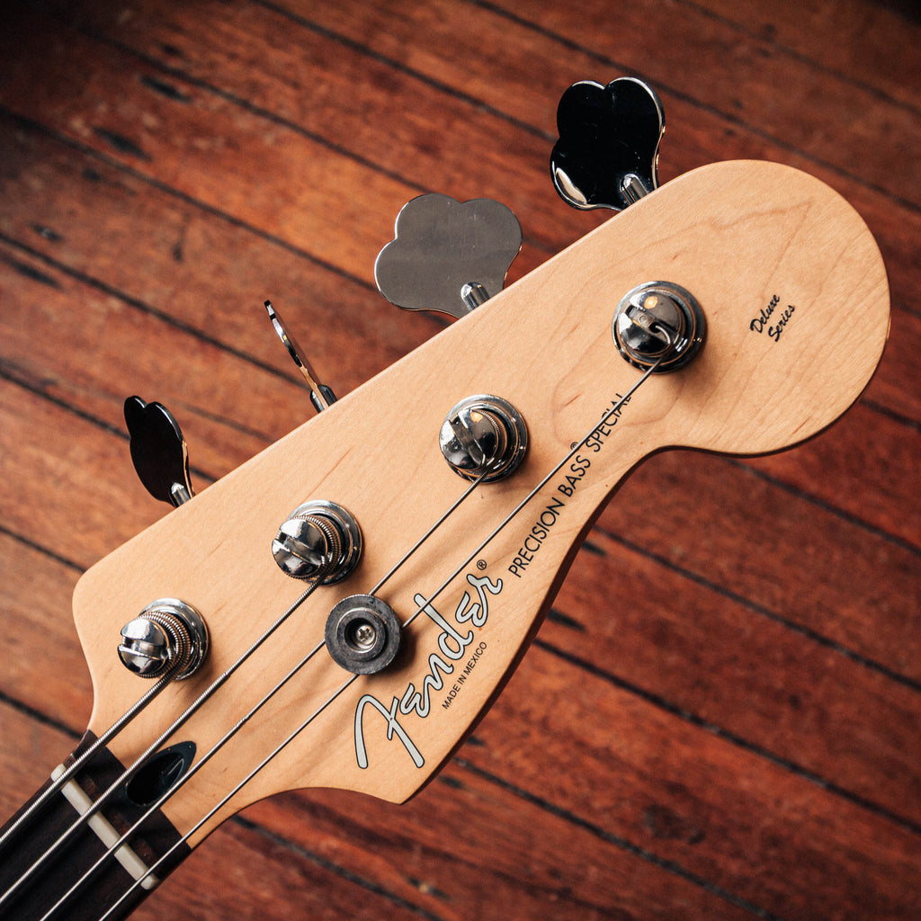 Fender Deluxe Active Precision Bass Special Navy Blue Metallic 2014