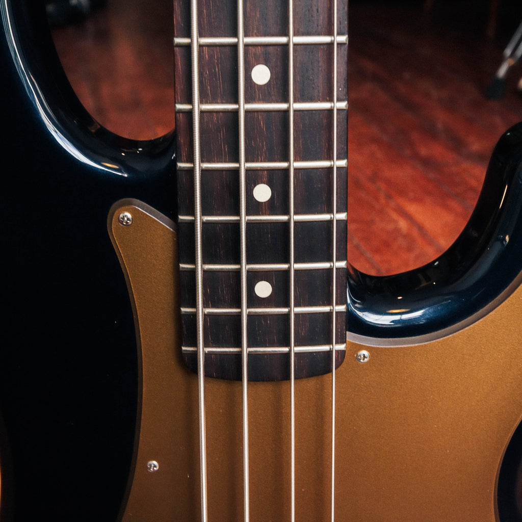 Fender Deluxe Active Precision Bass Special Navy Blue Metallic 2014