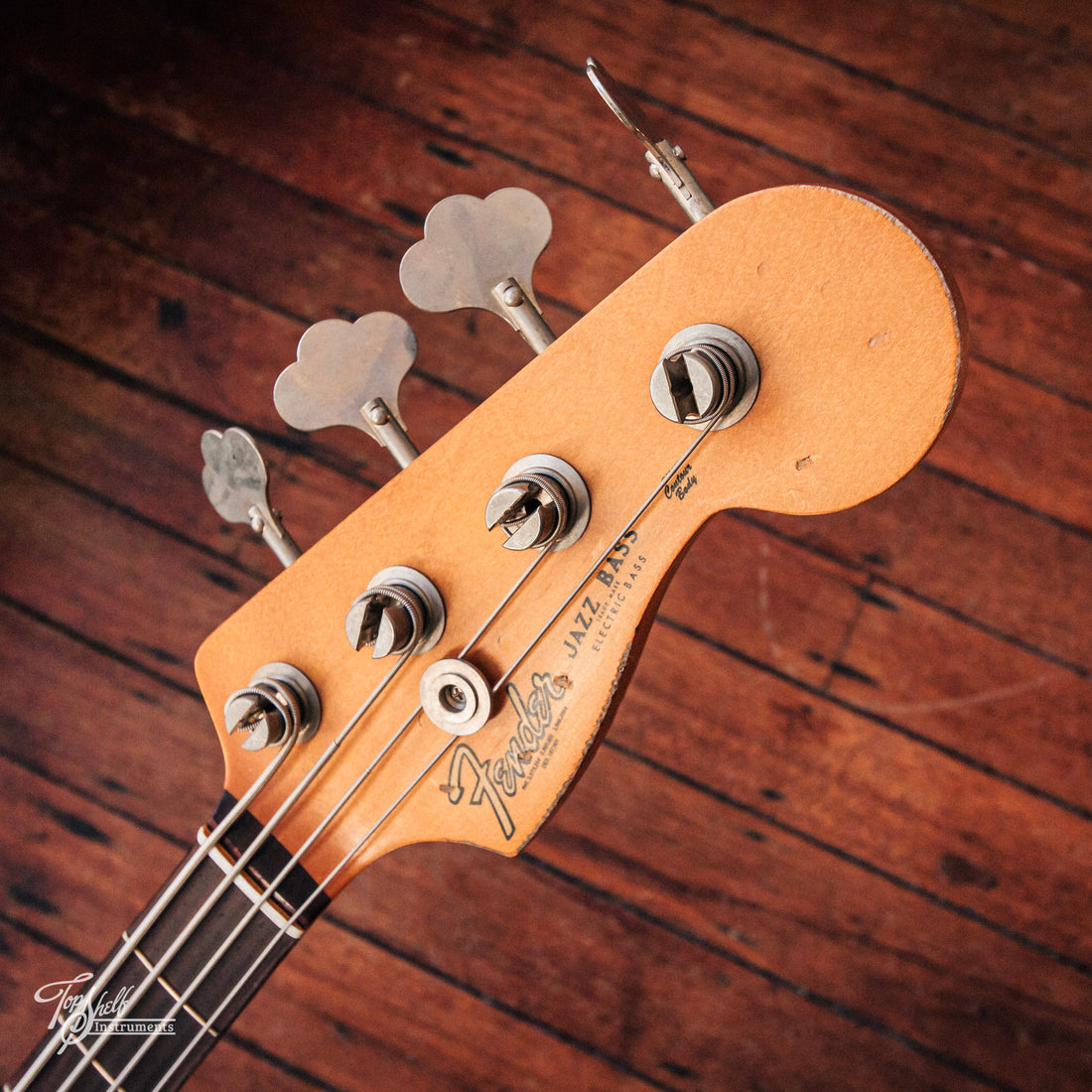 Fender Flea Jazz Bass Faded Shell Pink 2024