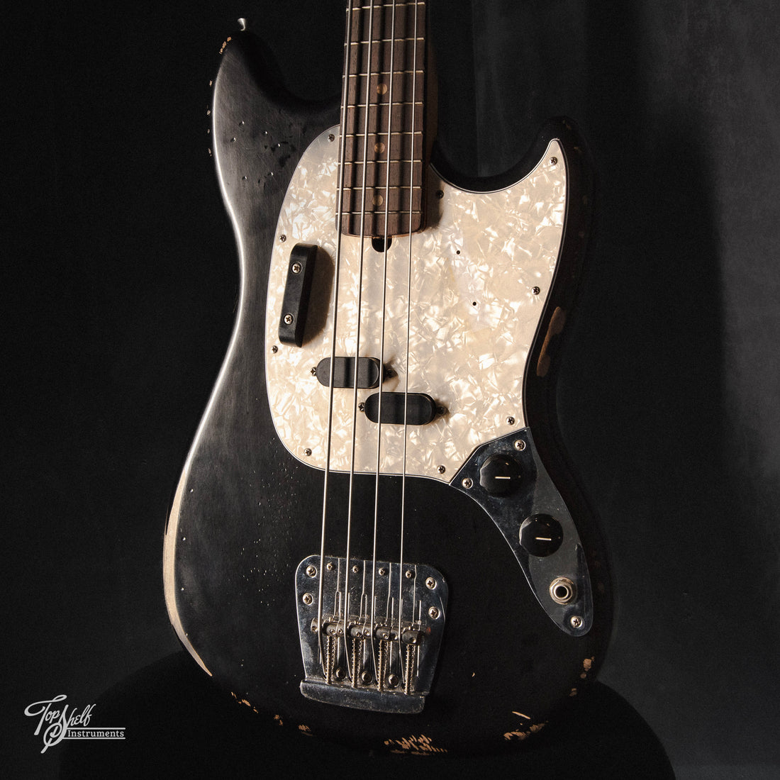 Fender JMJ Road Worn Mustang Bass 2023