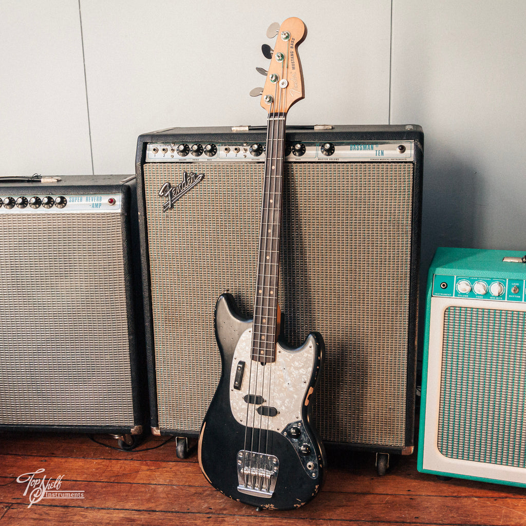 Fender JMJ Road Worn Mustang Bass 2023