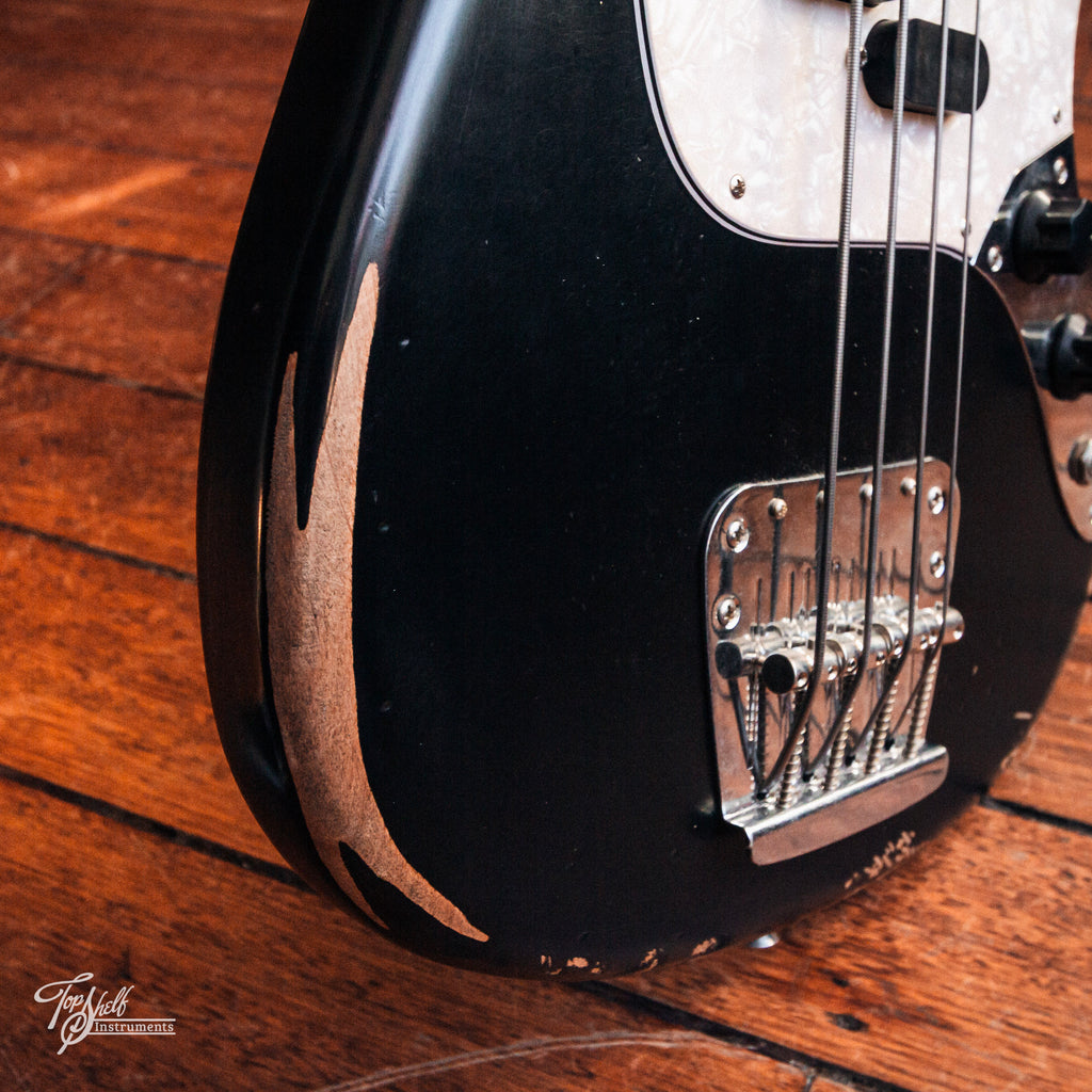 Fender JMJ Road Worn Mustang Bass 2023