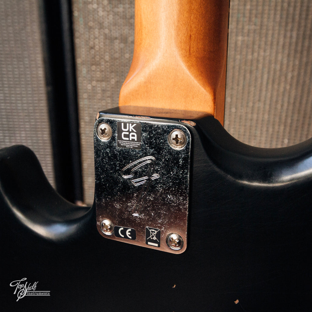 Fender JMJ Road Worn Mustang Bass 2023