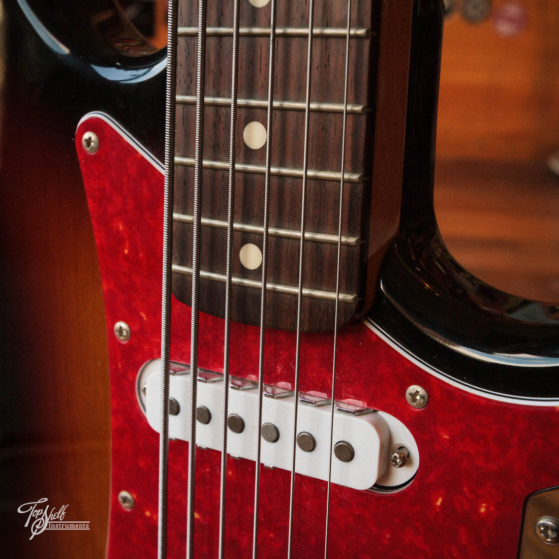 Fender Japan Bass VI Sunburst 1996