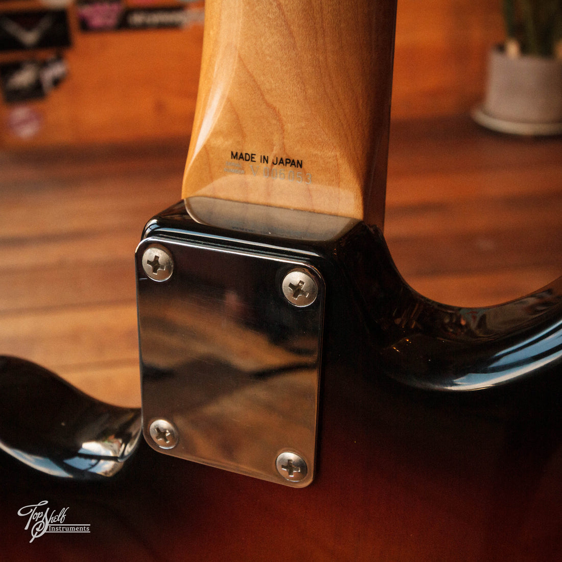 Fender Japan Bass VI Sunburst 1996