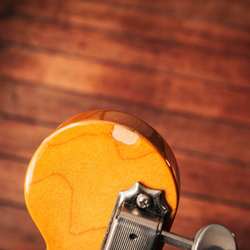 Fender Japan '62 Stratocaster ST62 Shell Pink 2010