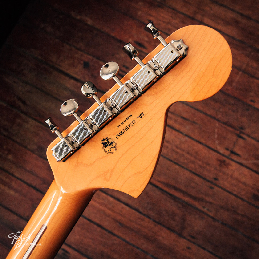 Fender Japan Supersonic Blue Sparkle 2021