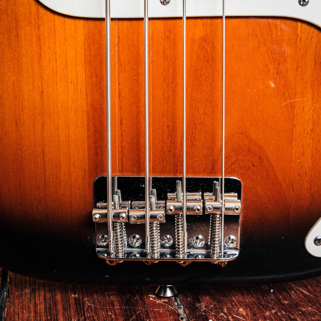 Fender Japan '57 Precision Bass PB57-53 Sunburst 1998