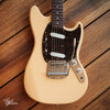 Fender Mustang MG69 Vintage White 2010