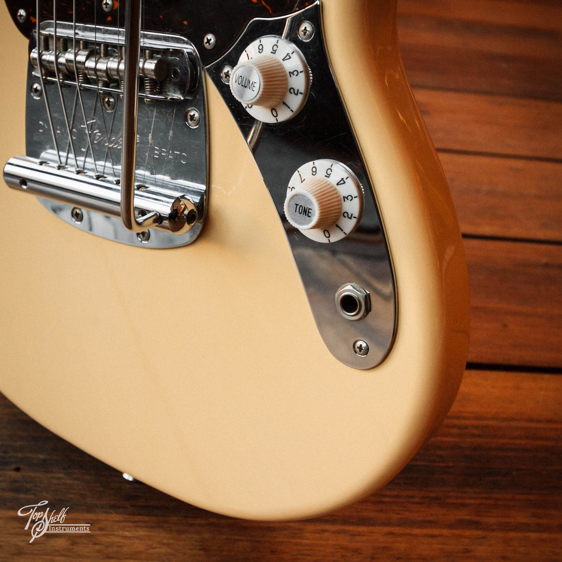 Fender Mustang MG69 Vintage White 2010