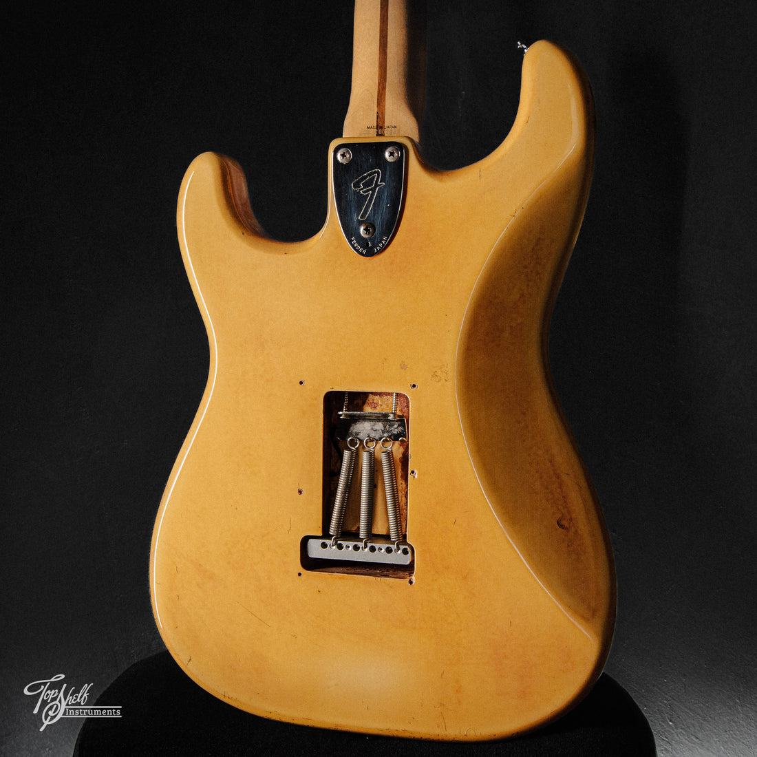 Fender Japan '72 Stratocaster ST72-55 Rebel Yellow 1990